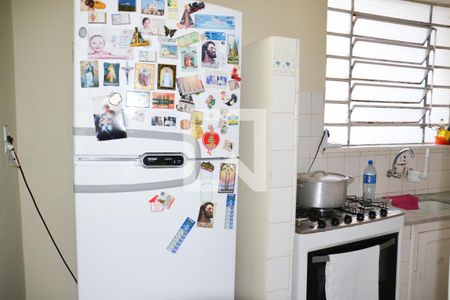 Casa à venda com 307m², 2 quartos e 4 vagas Casa à venda com 307m², 2 quartos e 4 vagasCozinha