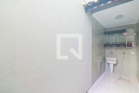 Casa para alugar com 163m², 3 quartos e 3 vagas Casa para alugar com 163m², 3 quartos e 3 vagasQuintal