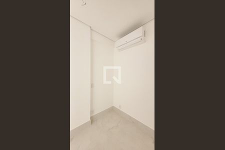 Apartamento à venda com 170m², 3 quartos e 3 vagasEscritório