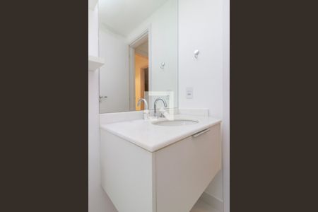 Apartamento à venda com 66m², 2 quartos e 2 vagasSuíte - Banheiro