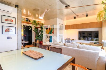 Apartamento à venda com 74m², 1 quarto e 1 vagaSala