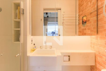 Apartamento à venda com 74m², 1 quarto e 1 vagaBanheiro da Suíte