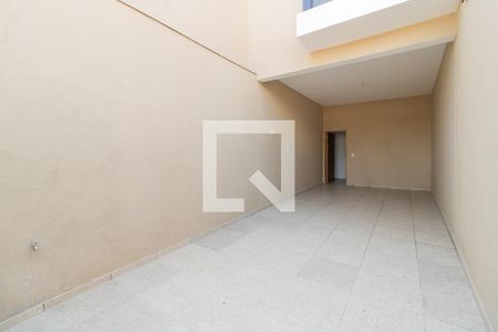 Casa à venda com 133m², 2 quartos e 2 vagas Casa à venda com 133m², 2 quartos e 2 vagasGaragem