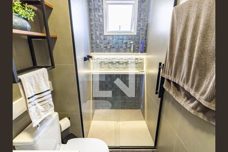 Apartamento à venda com 230m², 4 quartos e 3 vagas Apartamento à venda com 230m², 4 quartos e 3 vagasBanheiro da Suíte 1