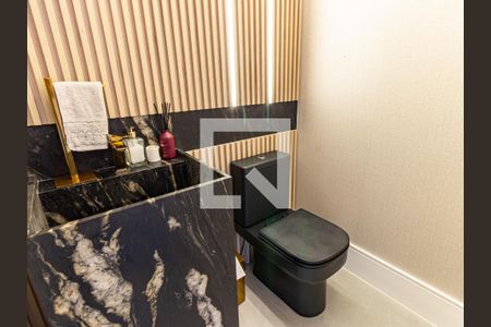 Apartamento à venda com 230m², 4 quartos e 3 vagas Apartamento à venda com 230m², 4 quartos e 3 vagasLavabo 2