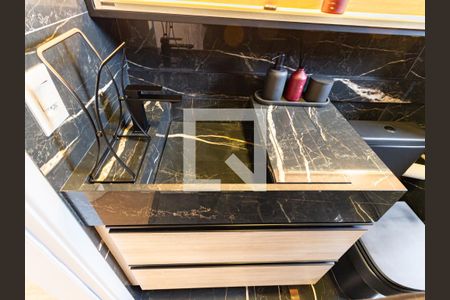 Apartamento à venda com 230m², 4 quartos e 3 vagas Apartamento à venda com 230m², 4 quartos e 3 vagasBanheiro 2 da Suíte 4