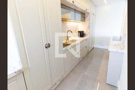 Apartamento à venda com 230m², 4 quartos e 3 vagas Apartamento à venda com 230m², 4 quartos e 3 vagasCozinha