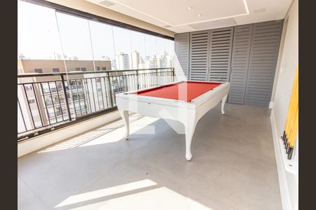 Apartamento à venda com 230m², 4 quartos e 3 vagas Apartamento à venda com 230m², 4 quartos e 3 vagasVaranda Superior