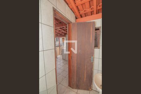 Casa à venda com 210m², 2 quartos e sem vagaBanheiro de Serviço