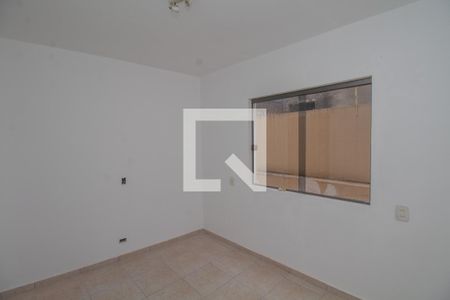 Casa à venda com 210m², 2 quartos e sem vagaQuarto 2