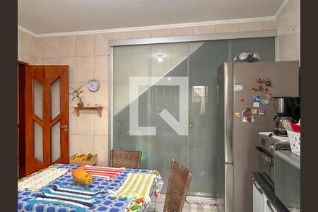 Casa à venda com 190m², 2 quartos e 1 vaga Casa à venda com 190m², 2 quartos e 1 vagaCozinha/Copa