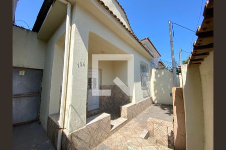 Casa à venda com 85m², 3 quartos e 1 vagaFrente 