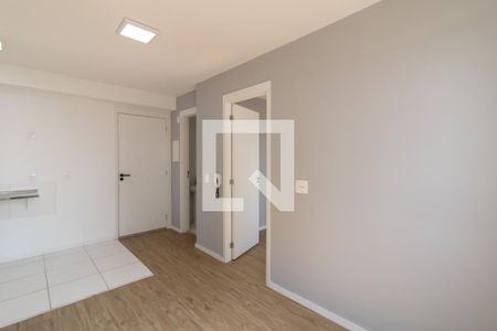 Sala de apartamento à venda com 2 quartos, 36m² em Vila das Bandeiras, Guarulhos