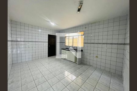Cozinha de casa à venda com 4 quartos, 172m² em Jardim Santa Cecilia, Guarulhos