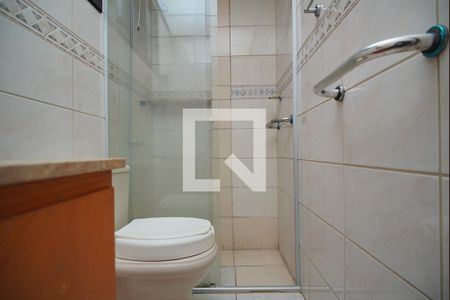Banheiro de apartamento para alugar com 2 quartos, 87m² em Auxiliadora, Porto Alegre