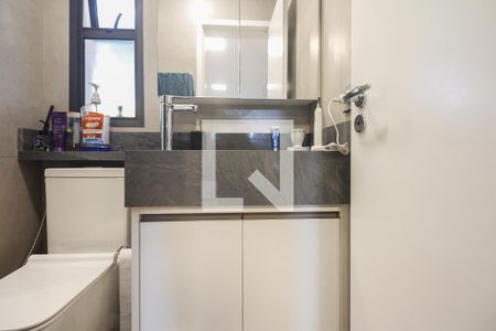 Apartamento à venda com 200m², 3 quartos e 3 vagasBanheiros Suíte 1