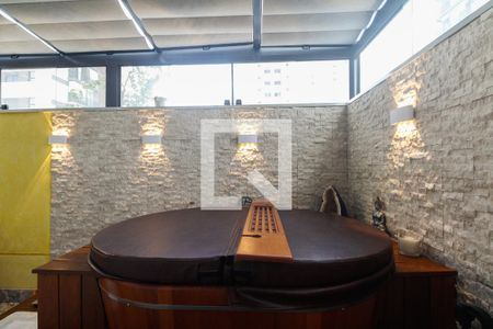 Apartamento à venda com 200m², 3 quartos e 3 vagasSuíte 1 Espaço Garden - Área Privativa Ofurô