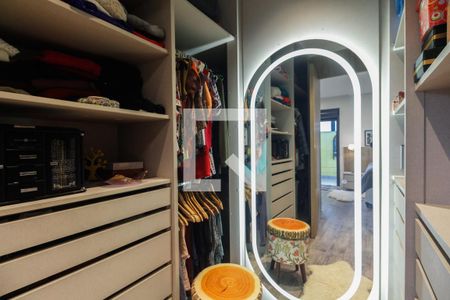 Apartamento à venda com 200m², 3 quartos e 3 vagasSuíte 1 - Closet