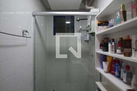 Apartamento à venda com 48m², 2 quartos e 2 vagasBanheiro Social