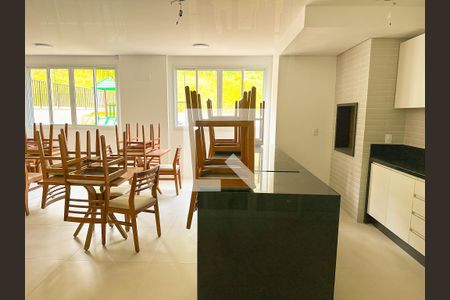 Apartamento para alugar com 56m², 2 quartos e 1 vagaÁrea comum - Salão de festas