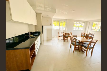 Apartamento para alugar com 56m², 2 quartos e 1 vagaÁrea comum - Playground