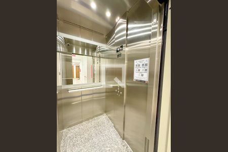 Apartamento para alugar com 56m², 2 quartos e 1 vagaElevador