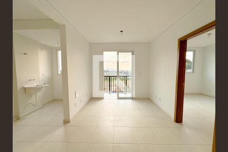 SalaSala de apartamento para alugar com 2 quartos, 56m² em Vargem do Bom Jesus, Florianópolis