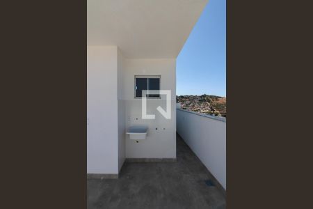 Apartamento à venda com 123m², 2 quartos e 1 vagaÁrea de Serviço