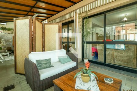 Apartamento à venda com 266m², 4 quartos e 2 vagasÁrea de lazer segundo piso