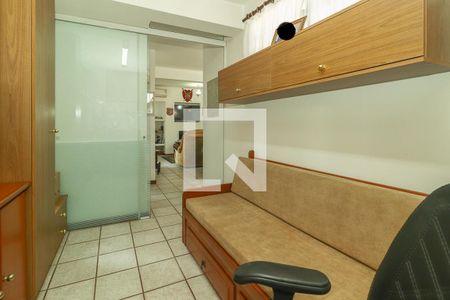 Apartamento à venda com 266m², 4 quartos e 2 vagasEscritório segundo piso