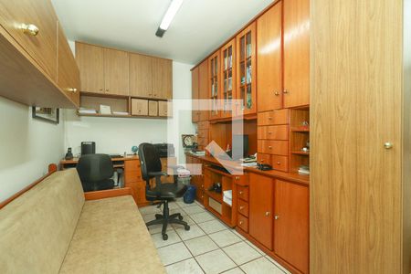 Apartamento à venda com 266m², 4 quartos e 2 vagasEscritório segundo piso
