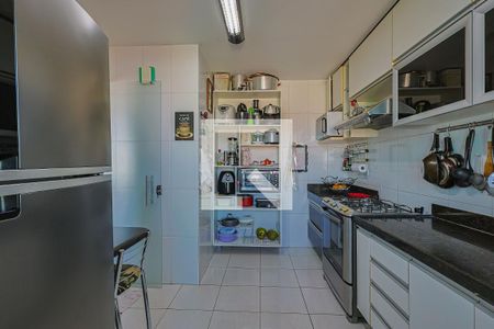 Apartamento à venda com 267m², 4 quartos e 2 vagasCozinha