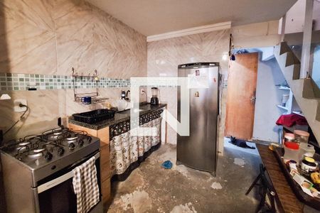 Casa à venda com 160m², 2 quartos e sem vaga Casa à venda com 160m², 2 quartos e sem vagaCozinha