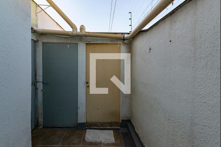 Studio para alugar com 22m², 1 quarto e sem vaga Studio para alugar com 22m², 1 quarto e sem vagaEntrada