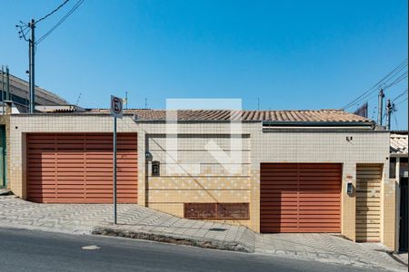 Studio para alugar com 22m², 1 quarto e sem vaga Studio para alugar com 22m², 1 quarto e sem vagaFachada