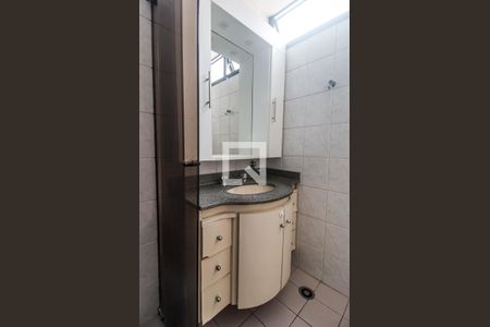 Apartamento para alugar com 77m², 3 quartos e 2 vagasBanheiro da Suíte