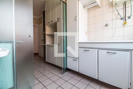 Apartamento para alugar com 77m², 3 quartos e 2 vagasÁrea de Serviço