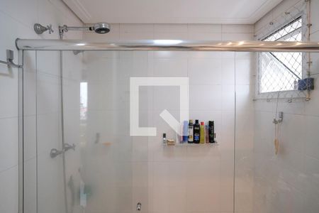 Apartamento à venda com 70m², 2 quartos e 2 vagasBanheiro da suíte