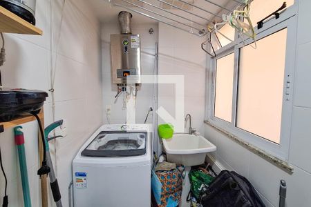 Apartamento à venda com 61m², 2 quartos e 1 vagaÁrea de Serviço