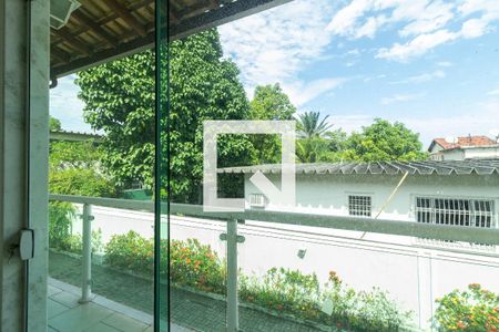 Casa de condomínio para alugar com 68m², 2 quartos e 2 vagas