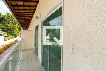 Casa de condomínio para alugar com 68m², 2 quartos e 2 vagas