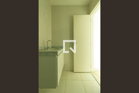 Casa de condomínio para alugar com 68m², 2 quartos e 2 vagas