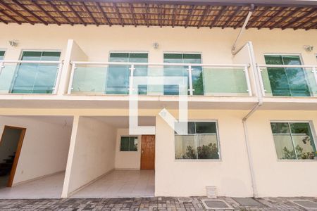 Casa de condomínio para alugar com 68m², 2 quartos e 2 vagas