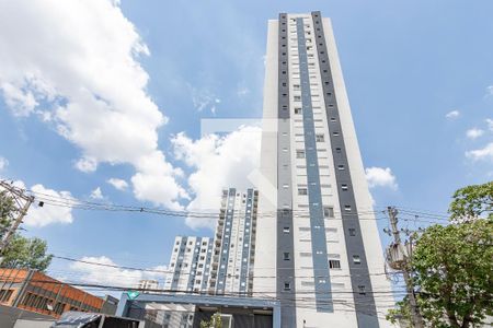 Apartamento para alugar com 47m², 2 quartos e 1 vagaFachada