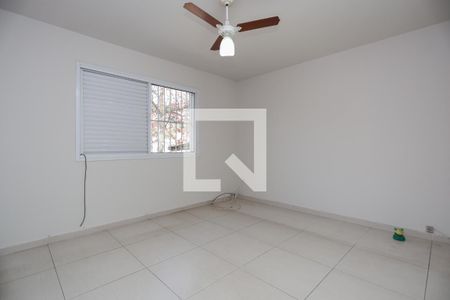 Quarto 1 de casa para alugar com 3 quartos, 192m² em Vila Mariza Mazzei, São Paulo