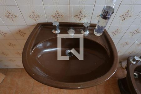 Casa para alugar com 192m², 3 quartos e 3 vagasBanheiro 1