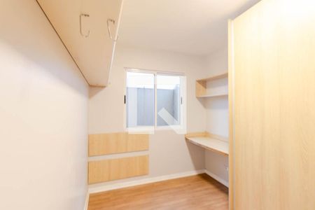 Quarto 1 de apartamento para alugar com 2 quartos, 75m² em Ipê, São José dos Pinhais