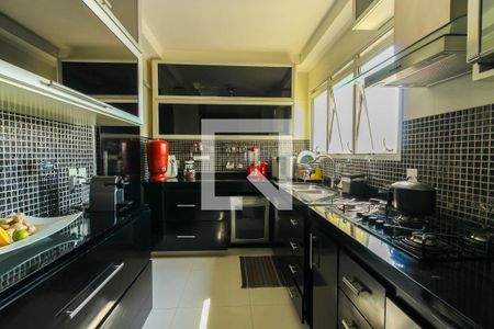 Apartamento à venda com 234m², 3 quartos e 4 vagas Apartamento à venda com 234m², 3 quartos e 4 vagasCozinha