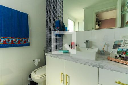 Apartamento à venda com 234m², 3 quartos e 4 vagas Apartamento à venda com 234m², 3 quartos e 4 vagasBanheiro da Suíte 3