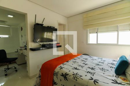 Apartamento à venda com 234m², 3 quartos e 4 vagas Apartamento à venda com 234m², 3 quartos e 4 vagasSuíte 2